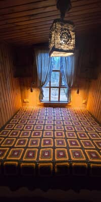 Small bedroom with double bed