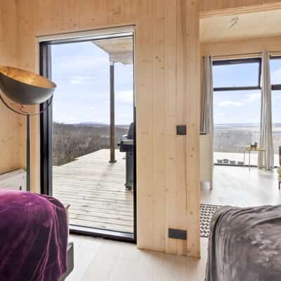 Schlafzimmer 2: zwei Betten (90 x 200 cm)