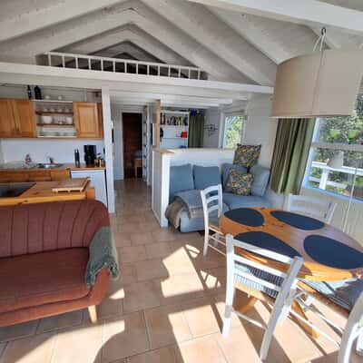 Living and dining area
