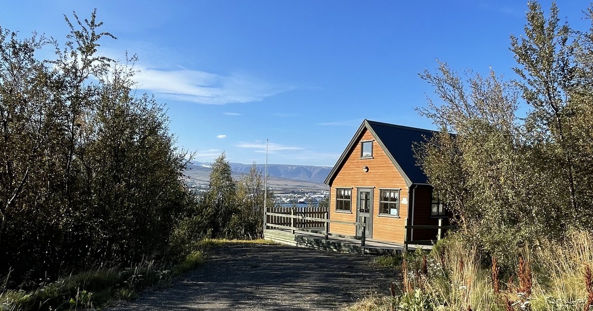 Rent a Holiday Home close to Akureyri