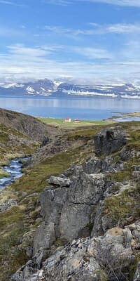 Many hiking trails are available from the house with beautiful viewing points