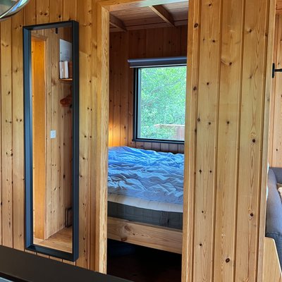 Double bed in the bedroom